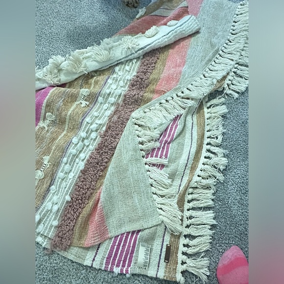 Anthropologie Blanket - Picture 3 of 4